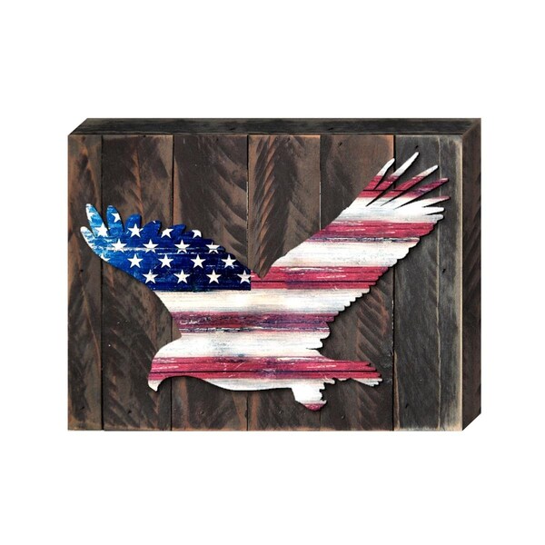 Designocracy Eagle Vintage American Flag Art on Board Wall Decor - 9891208