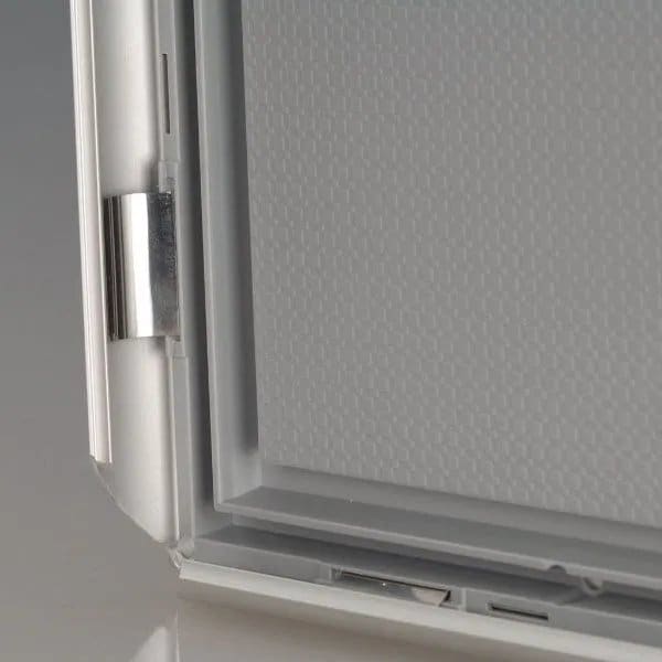 M&T Displays Opti Frame 5 in. X 7 in. Poster Size 0.55 in. Slvr Color Profile, Mitred Corner, w/out Back Support - UCP145N057X2000