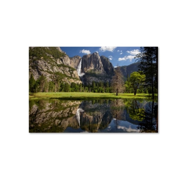 Trademark Fine Art Mike Jones Photo 'Yosemite Falls Reflection' Canvas Art, 16x24 - ALI17873-C1624GG
