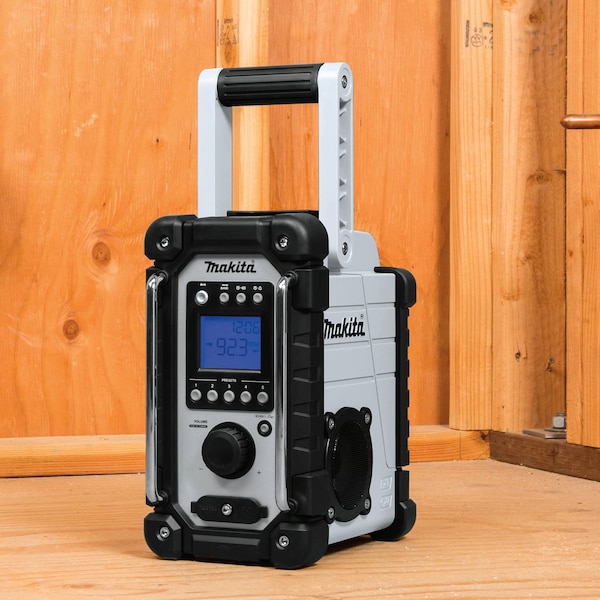 Makita 18V LXT® Job Site Radio - XRM05W