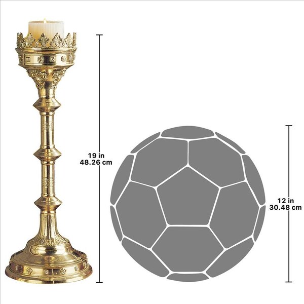 Design Toscano Chartres Cathedral Gothic Candlesticks: Set of Two Grande - TE91038