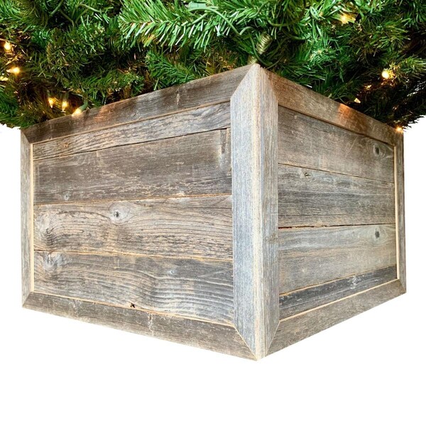 Homeroots 28 in. Square Natural Weathered Gray Christmas Tree Collar - 379881