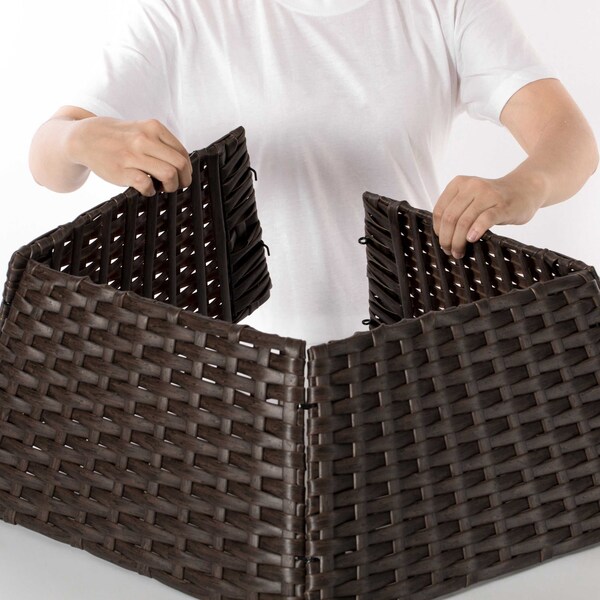 Gardenised Foldable Christmas Tree Skirt Collar Basket, Ring Base Stand Cover, Rattan Plastic, Brown - QI004155.BR
