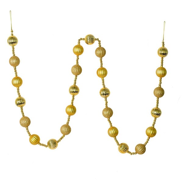 Vickerman 6 ft. Gold Stripe Ball Garland, 32PK - M183508