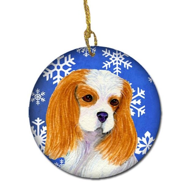 Carolines Treasures Carolines Treasures SS4665-CO1 Cavalier Spaniel Winter Snowflakes Holiday Christmas Ceramic Ornament - SS4665-CO1