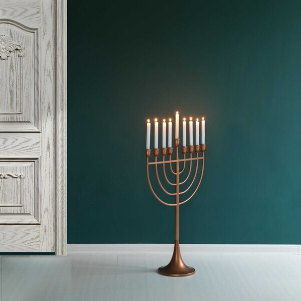 Vintiquewise Modern Solid Metal Judaica Hanukkah Menorah 9 Branched Candelabra, Copper Medium - QI004119.BR.M
