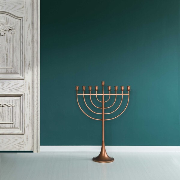 Vintiquewise Modern Solid Metal Judaica Hanukkah Menorah 9 Branched Candelabra, Copper Medium - QI004119.BR.M