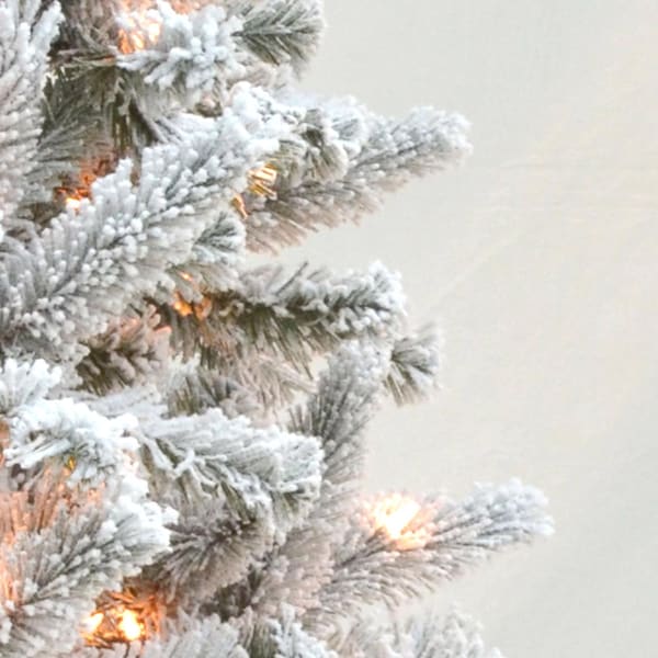 Platinum Celebrations 7-1/2 ft. Slim Incandescent 300 lights Flocked Fir Christmas Tree - TFFIR75M00A