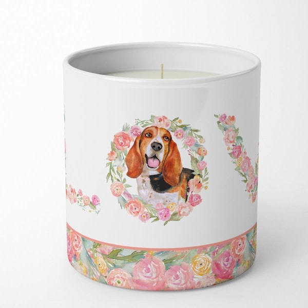 Carolines Treasures 3.75 x 3.25 in. Unisex Basset Hound Love 10 oz Decorative Soy Candle - WDK4536CDL