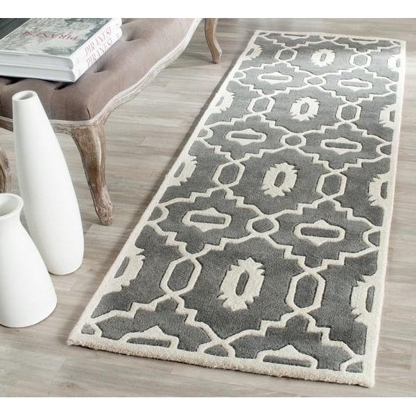 Safavieh 5 Ft. x 5 Ft. Square- Contemporary Chatham Dark Grey And Ivory Hand Tufted Rug - CHT745D-5SQ