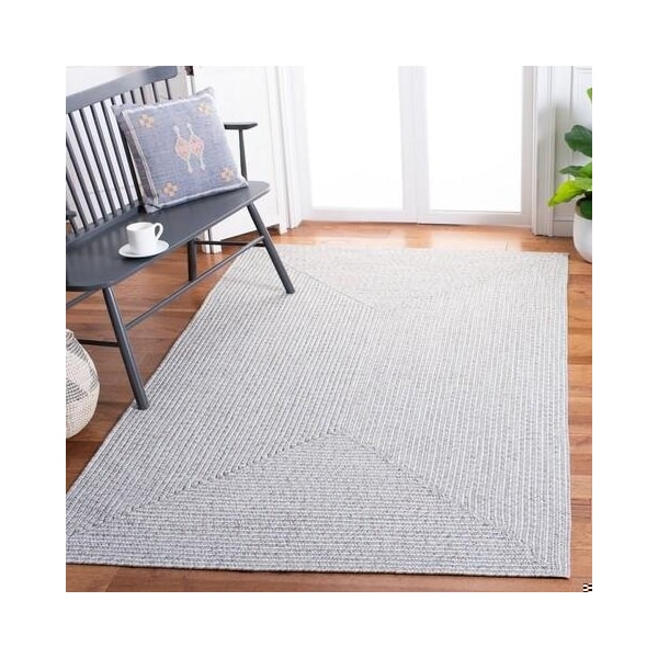 Safavieh 4 x 6 ft. Braided Contemporary Oval Hand Woven Area Rug, Silver & Grey - BRD315F-4OV