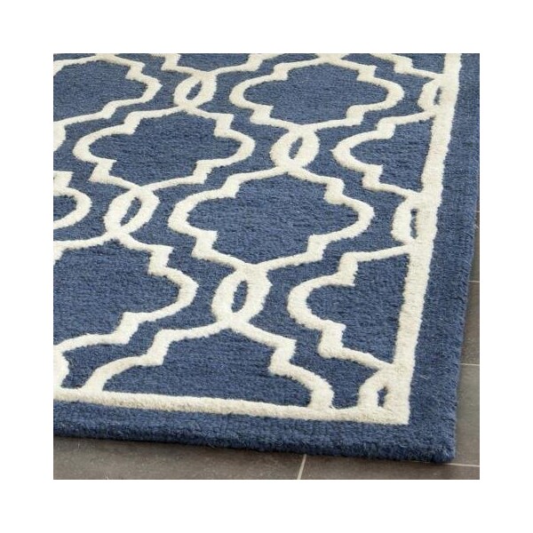 Safavieh 5 x 8 ft. Cambridge Hand Tufted Medium Rectangle Area RugNavy & Ivory - CAM131G-5