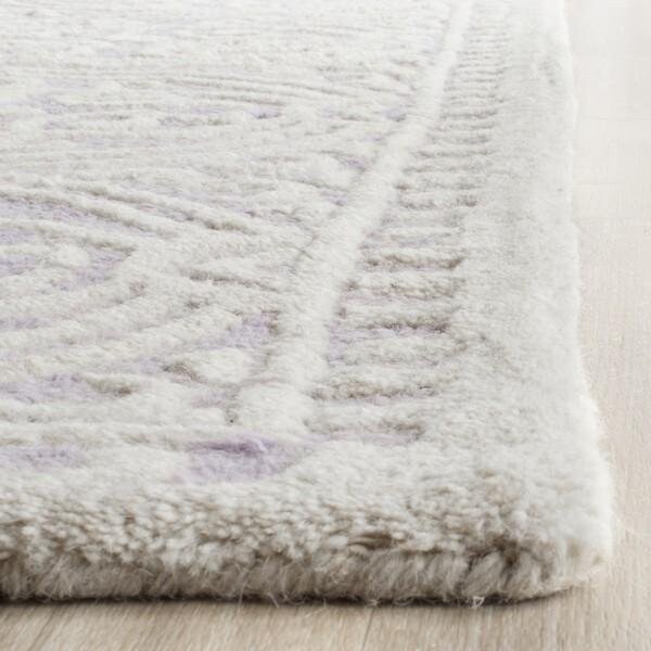 Safavieh 8 x 8 ft. Round Transitional Cambridge- Lavender and Ivory Hand Tufted Rug - CAM123C-8R