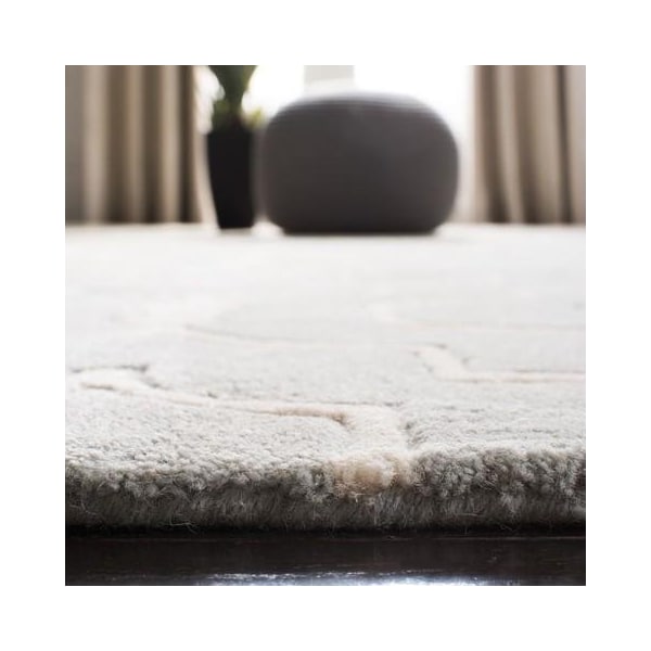 Safavieh Chatham Hand Tufted Rectangle Rug- Grey - Ivory- 2 ft. 3 in. x 5 ft. - CHT736E-25