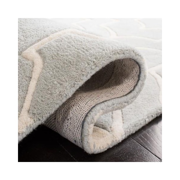 Safavieh Chatham Hand Tufted Rectangle Rug- Grey - Ivory- 2 ft. 3 in. x 5 ft. - CHT736E-25
