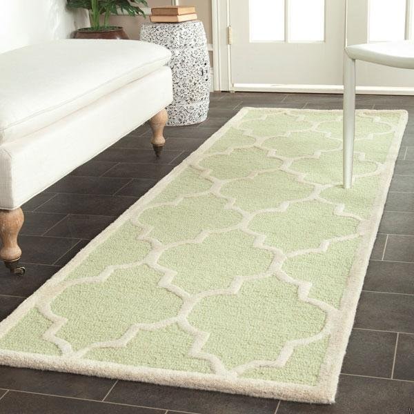 Safavieh Cambridge Hand Tufted Accent Rug, Light Green and Ivory - 2 x 3 ft. - CAM134B-2