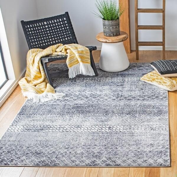 Safavieh 9 x 12 ft. Amelia 700 Contemporary Rectangle Power Loomed Rug Gray & Ivory - ALA761F-9