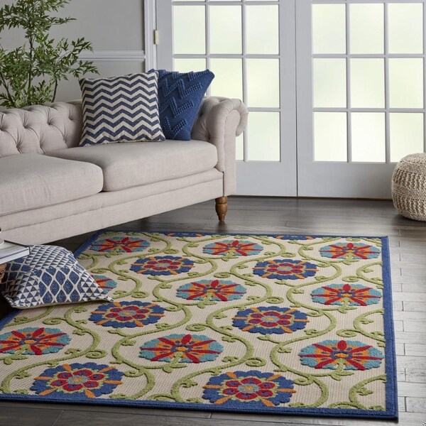 Homeroots 4 x 6 ft. Blue Floral Vines Indoor & Outdoor Area Rug - 384971