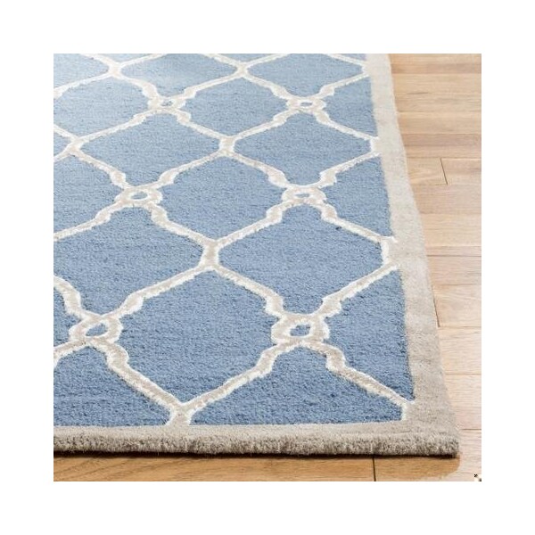 Safavieh Cambridge Hand Tufted Accent Rug- Navy - Ivory- 2 x 3 ft. - CAM352M-2