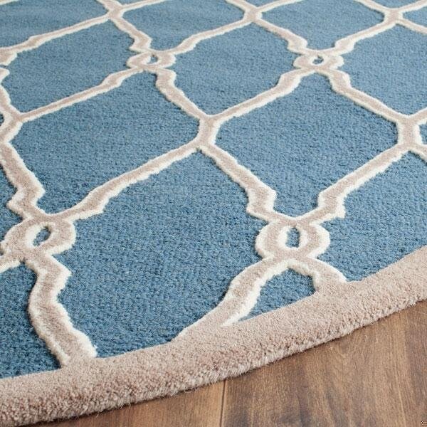 Safavieh Cambridge Hand Tufted Accent Rug- Navy - Ivory- 2 x 3 ft. - CAM352M-2