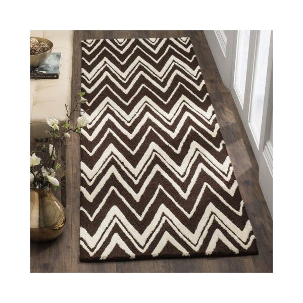 Safavieh 2 x 3 ft. Cambridge Hand Tufted Accent Area RugBrown & Ivory - CAM711R-2