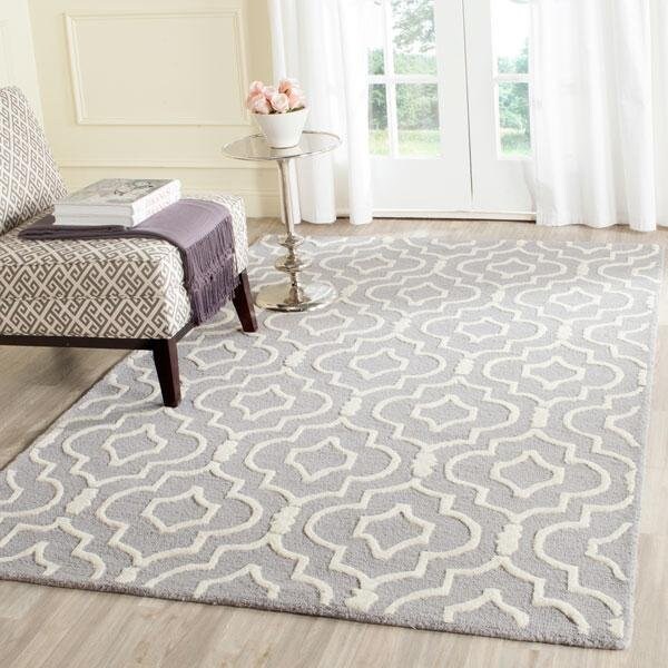 Safavieh Cambridge Hand Tufted Accent Rug- Silver - Ivory- 2 x 3 ft. - CAM141D-2