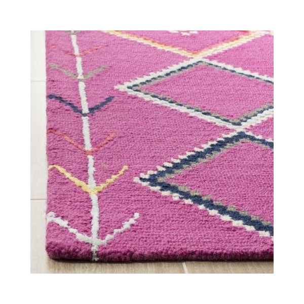 Safavieh Bellagio Hand Tufted Accent RugFuchsia & Multi Color 2 ft.-6 in. x 4 ft. - BLG563R-24