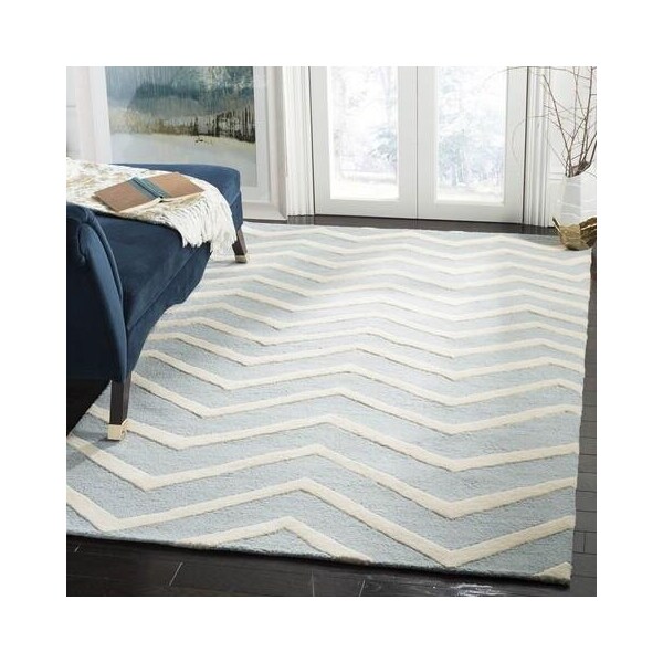 Safavieh Cambridge Hand Tufted Runner RugBlue & Ivory 2 ft.6 in. x 8 ft. - CAM714B-28