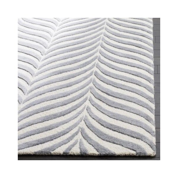 Safavieh 5 x 5 ft. Bella Hand Tufted Square Area RugIvory & Grey - BEL135B-5SQ