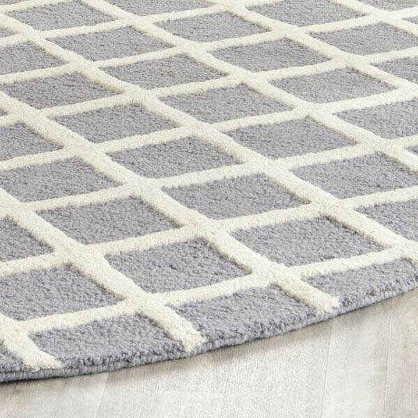 Safavieh 6 x 6 ft. Cambridge Hand Tufted Square Area RugSilver & Ivory - CAM135D-6SQ