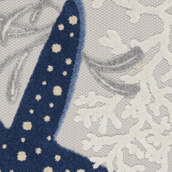 Homeroots 4 x 6 ft. Blue & Gray Indoor & Outdoor Area Rug - 385069