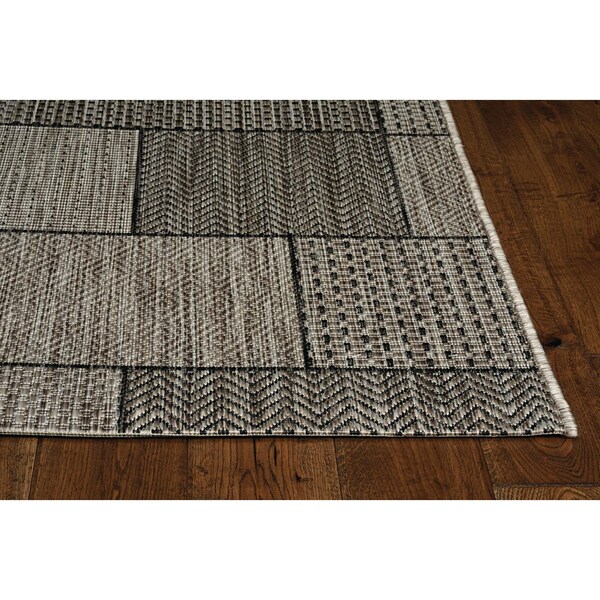 Homeroots 39 x 59 in. Grey Polypropylene Rug - 375258