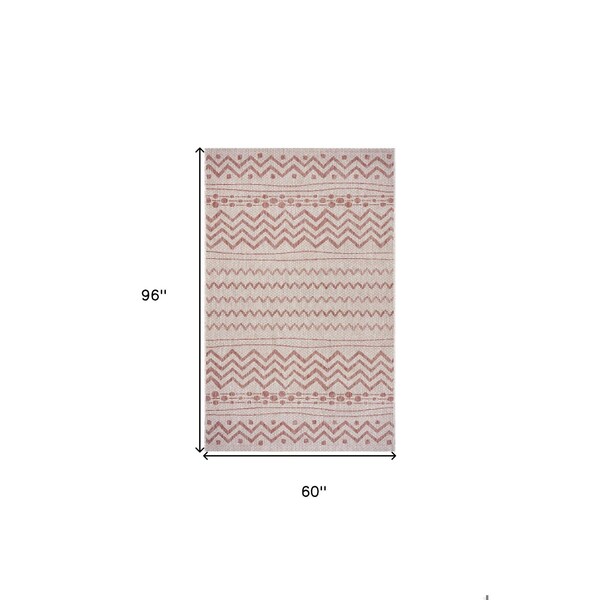 Homeroots 5 x 8 ft. Beige & Red Zigzag Indoor & Outdoor Area Rug - 396227