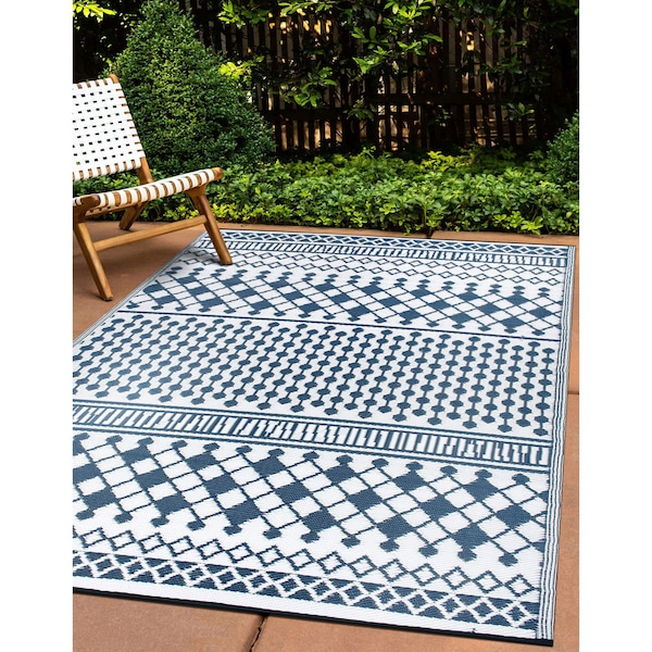 World Rug Gallery Contemporary Bohemian Geometric Reversible Recycled Plastic 7'10'' X 10' Navy Outdoor Rug - 6073NAVY8X10