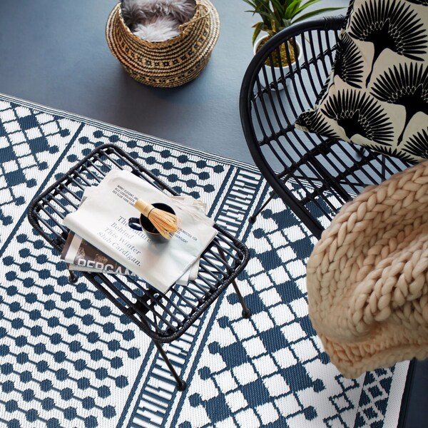 World Rug Gallery Contemporary Bohemian Geometric Reversible Recycled Plastic 7'10'' X 10' Navy Outdoor Rug - 6073NAVY8X10