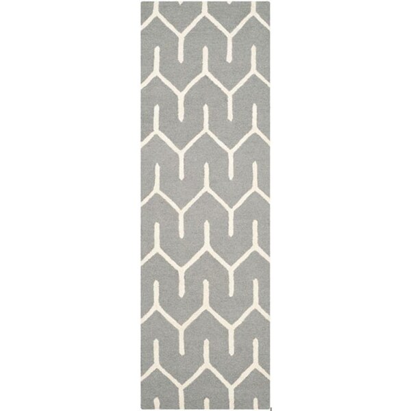 Safavieh Cambridge Hand Tufted Rectangle Rug- Dark Grey - Ivory- 3 x 5 ft. - CAM720D-3