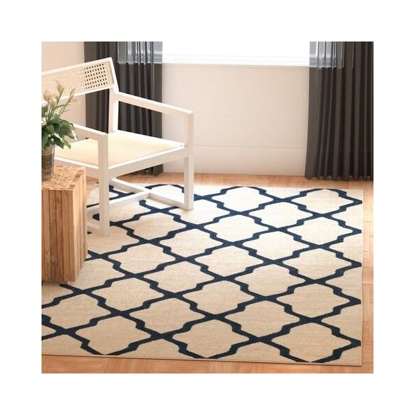 Safavieh Cambridge Hand Tufted Rectangle Rug- Ivory - Navy- 2 ft. 6 in. x 6 ft. - CAM121Z-26