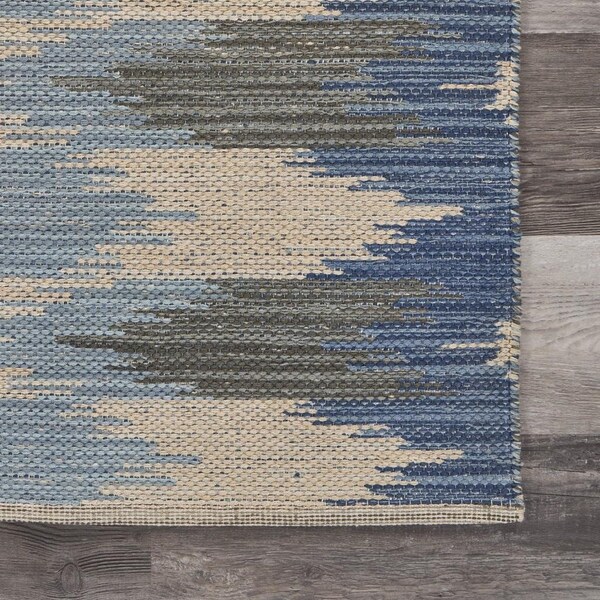 Homeroots 3 x 4 ft. Blue & Cream Ikat Pattern Area Rug - 395482