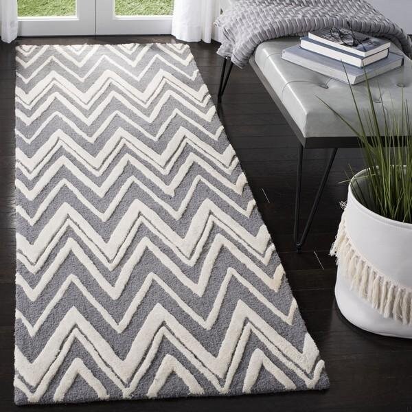 Safavieh Cambridge Hand Tufted Runner Rug- Dark Grey - Ivory- 2 ft. 6 in. x 10 ft. - CAM711D-210