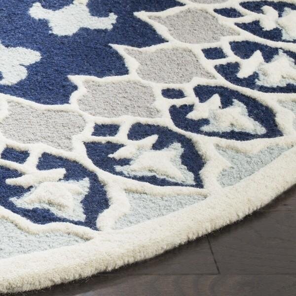 Safavieh 2 x 3 ft. Bellagio Hand Tufted Rug, Accent - Navy Blue and Ivory - BLG610C-2