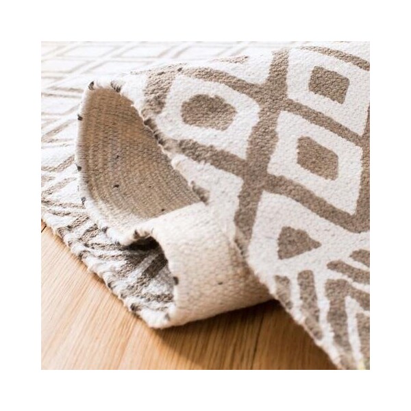 Safavieh 8 x 10 ft. Cedar Brook Rectangle Hand-Loomed Rug Gray & Ivory - CDR801F-8