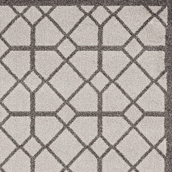 Homeroots 23 x 45 in. Ivory or Grey Polypropylene Rug - 375023