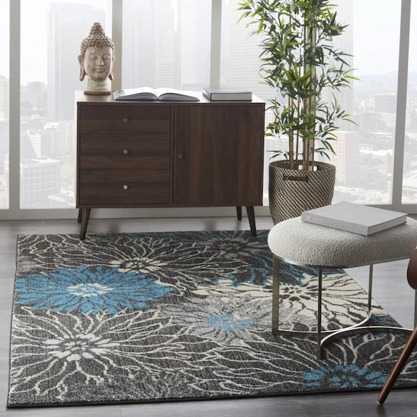 Homeroots 4 x 6 ft. Charcoal & Blue Big Flower Area Rug - 385412