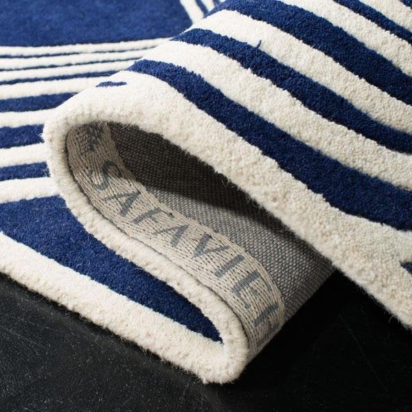 Safavieh Chatham Hand Tufted Rectangle Rug- Dark Blue - Ivory- 4 x 6 ft. - CHT758C-4