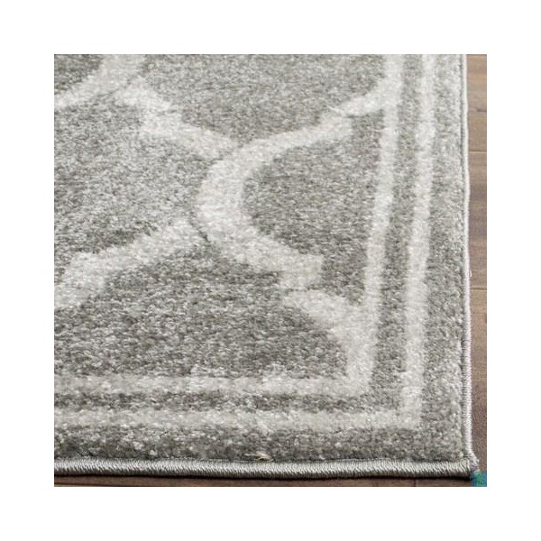 Safavieh Amherst Accent Rugs, Grey and Light Grey - 2 ft.-6 in. x 4 ft. - AMT415C-24