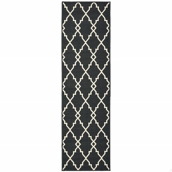 Homeroots 2 x 8 ft. Black & Ivory Trellis Indoor & Outdoor Runner Rug - 389531