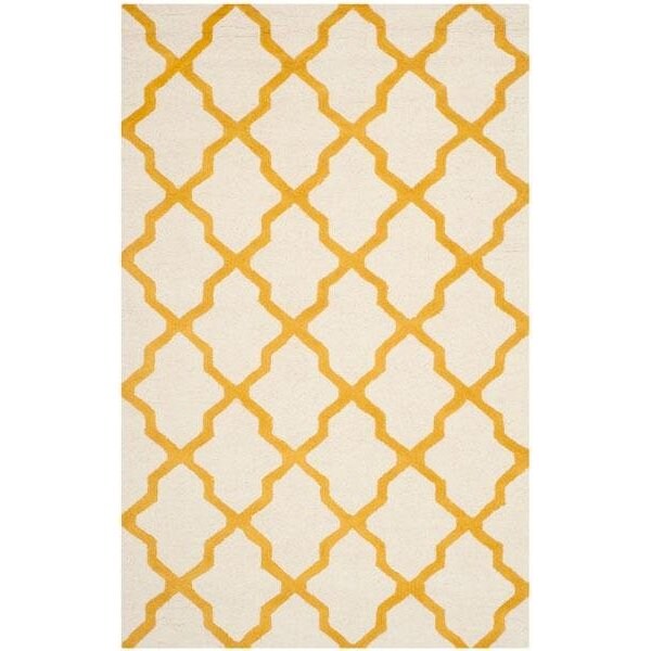 Safavieh Cambridge Small Rectangle Rug, Ivory and Gold - 4 x 6 ft. - CAM121U-4