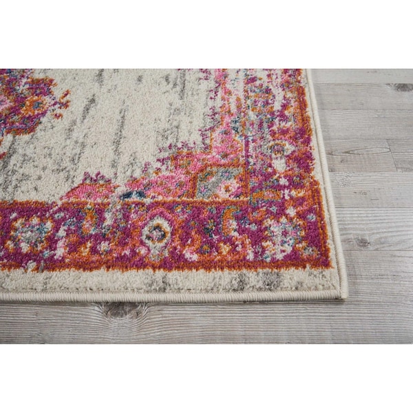 Homeroots 2 x 8 ft. Ivory & Fuchsia Distressed Runner Rug - 385320
