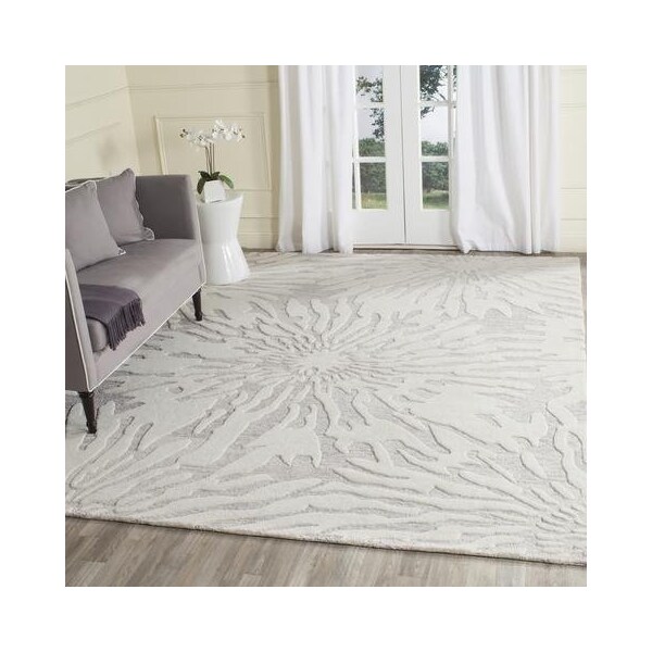 Safavieh Bella Hand Tufted Runner Rug, Silver and Ivory - 2 ft.-3 in. x 7 ft. - BEL129A-27