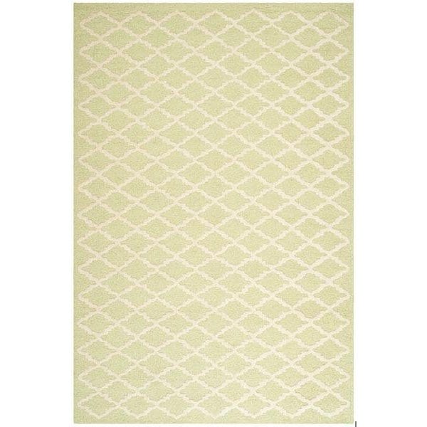 Safavieh Cambridge Accent Hand Tufted Rug, Light Green and Ivory - 2 x 3 ft. - CAM137B-2